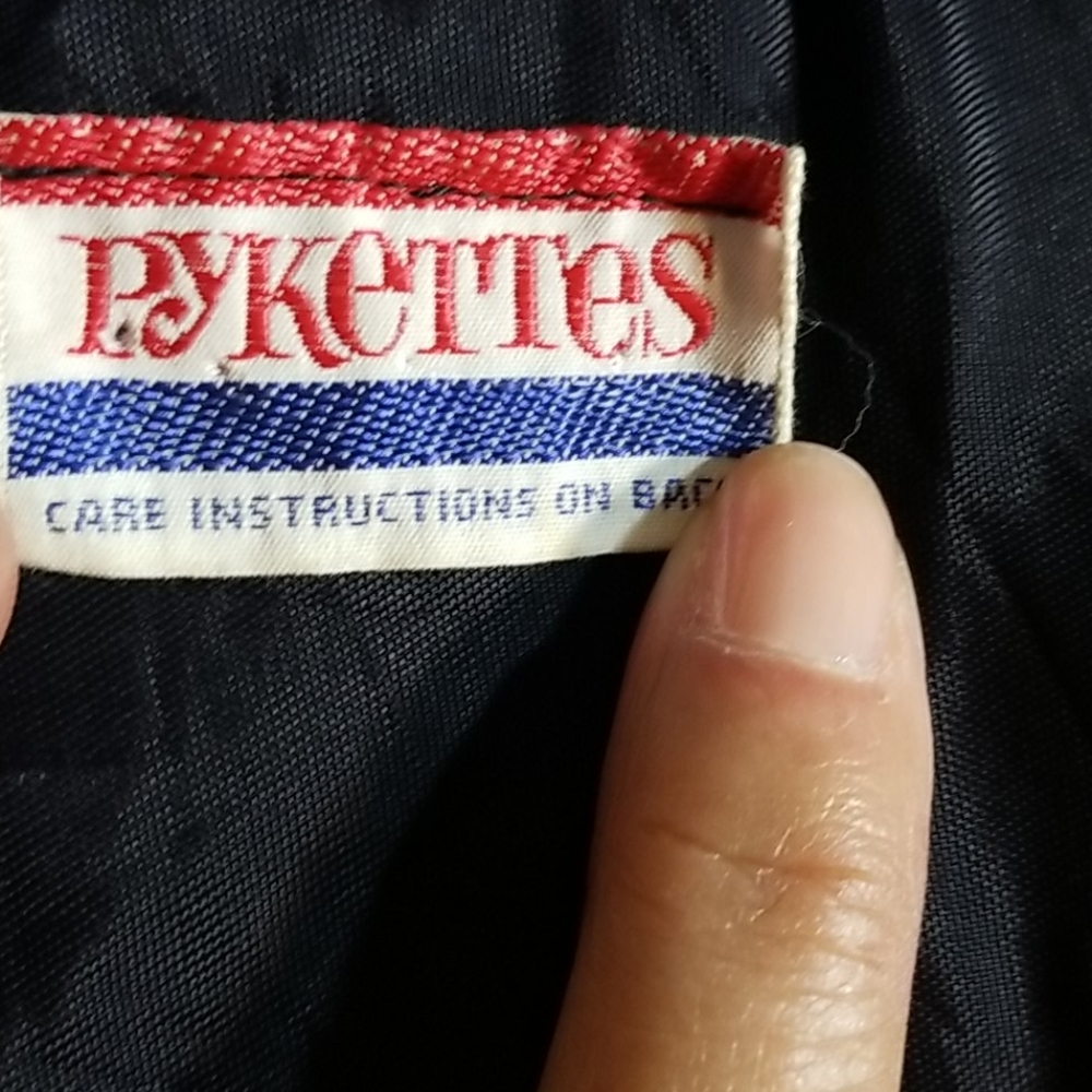 Pykettes Colorful Vest - Picture 3 of 6